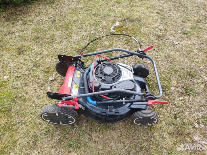 Газонокосилка бензиновая самоходная бу