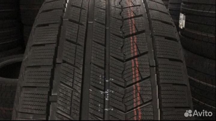 Arivo Winmaster ARW2 275/45 R20 110H