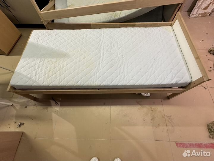 Кроватка детская