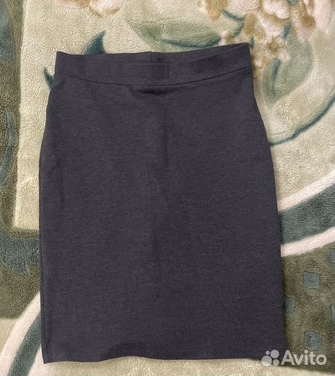 Отдам бесплатно женские вещи 48 размер