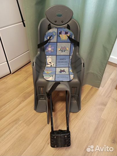 Детское кресло на велосипед заднее