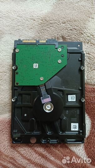 Seagate 1 тб жесткий диск (ST1000VX005)