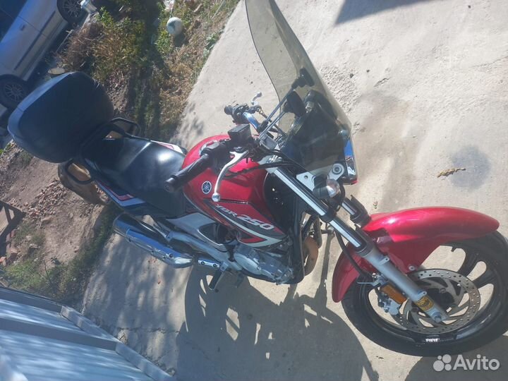 Yamaha 250