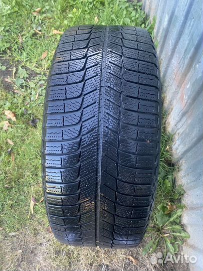 Michelin X-Ice XI3 225/50 R17 98H