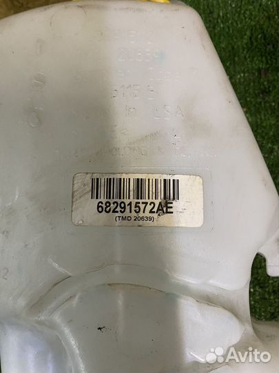 Dodge RAM 2019- бачок омывателя в сборе