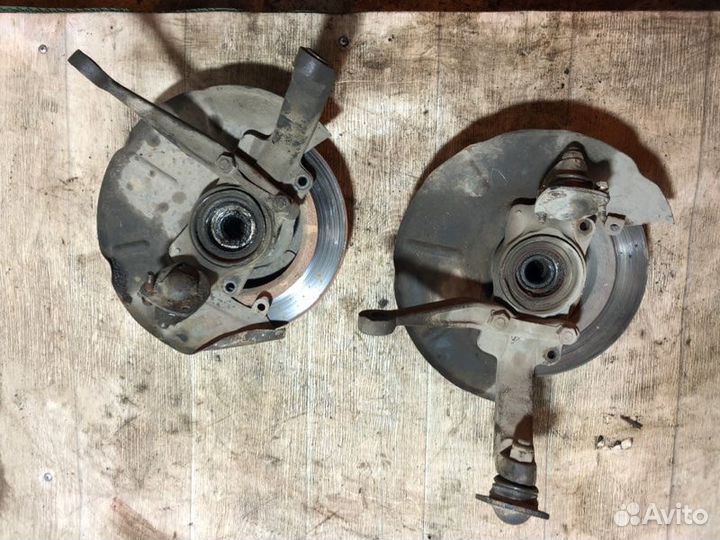 Кулак поворотный передний Ваз Нива 21213 1.7