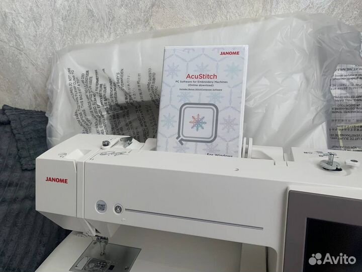 Вышивальная машина Janome 550e