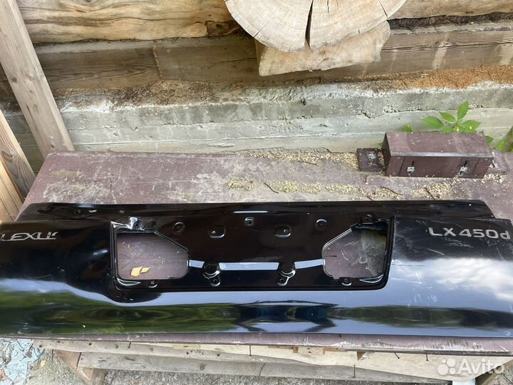 Крышка багажника 6700560K7 Lexus LX