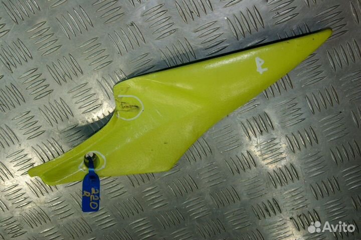 Пластик боковой Suzuki GSX-R600