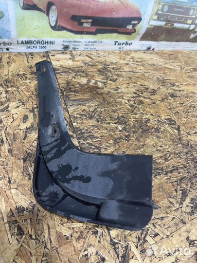 Брызговик зад прав Киа Спортейж 3 рест