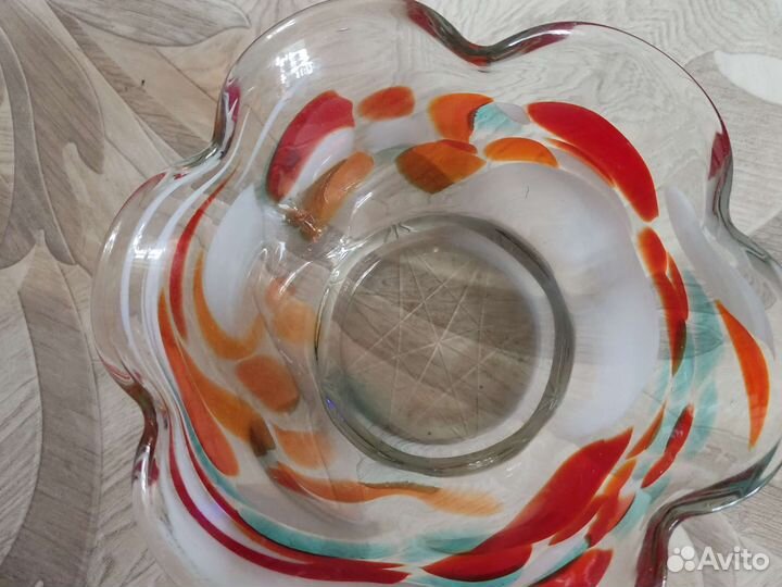 Вазаы цветное стекло