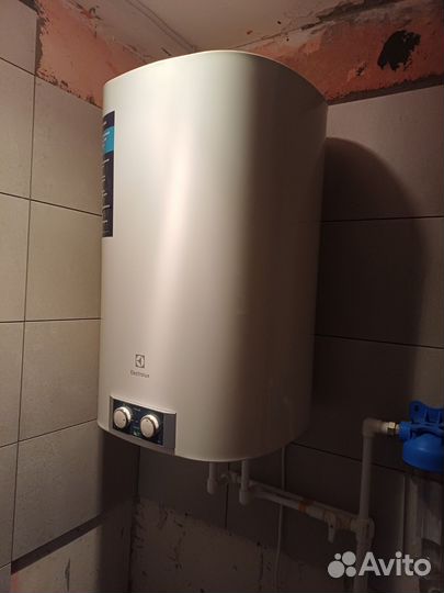 Водонагреватель накопительный 80л