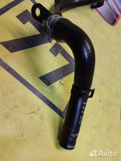 Патрубок системы охлаждения Audi A6 универсал 2.8