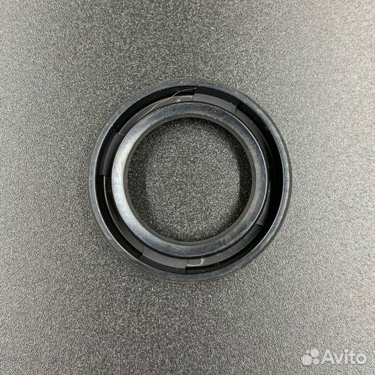 Сальник Yamaha (93101-25M57) (23x35.5x6) (Yamaha)