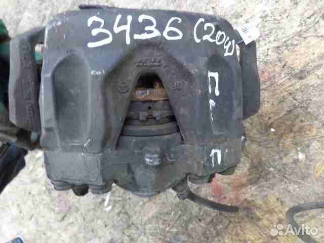 Суппорт передний левый Mercedes C-klasse W204 2044