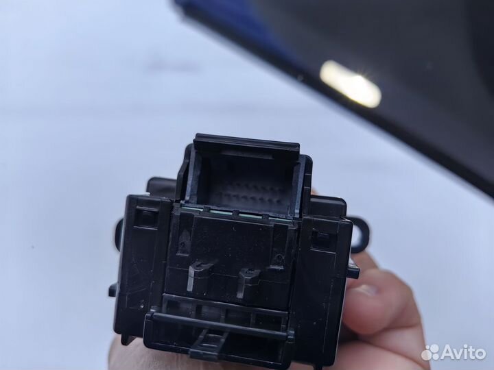 Подрулевой переключатель toyota camry 70/75