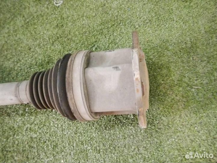 Привод передний левый Audi Q7 2 (2015-н.в.)