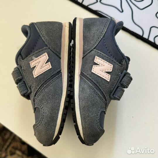 Кроссовки New Balance для девочки оригинал