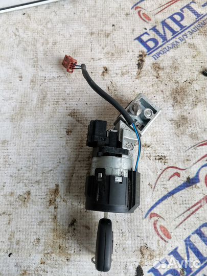 Замок зажигания с ключом peugeot 308