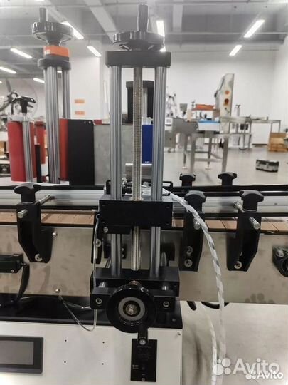 Этикетировщик бутылок автоматический