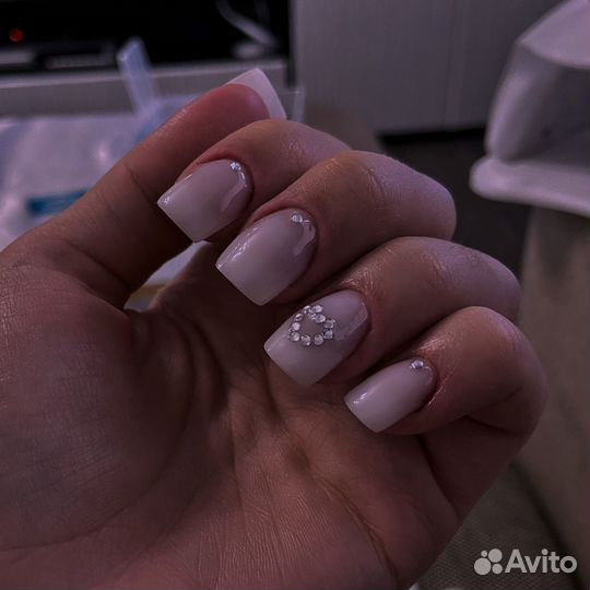 Маникюр на дому