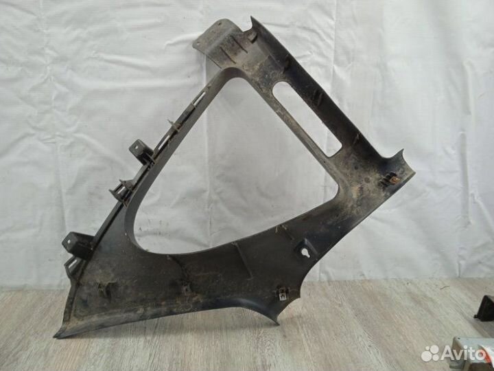 Обшивка стойки задняя левая Hyundai Coupe RD G4GF