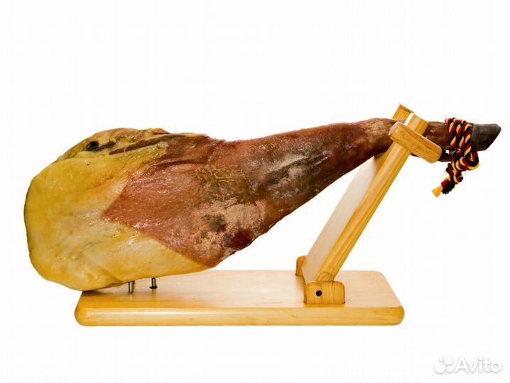 Хамон Серрано на кости из Европы оптом, Владивосто