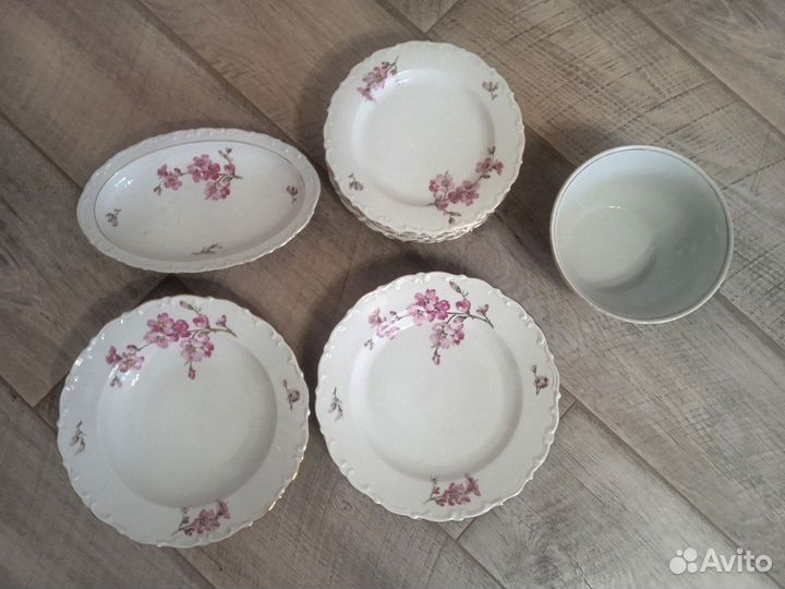 Столовый сервиз 