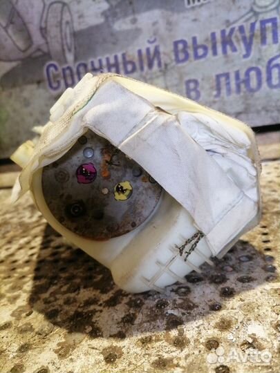 Подушка безопасности в торпедо Opel Astra H