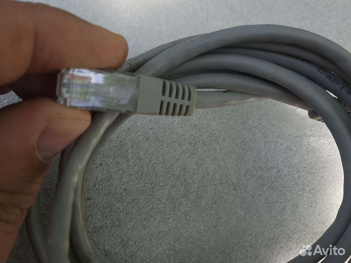 Патчкорд для компьютерной сети кабель