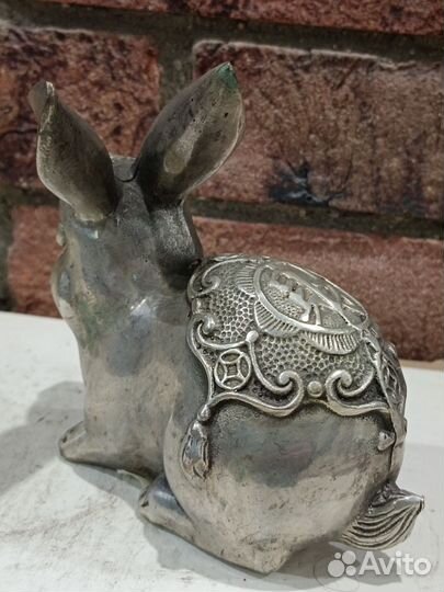 Статуэтка,заяц бронза