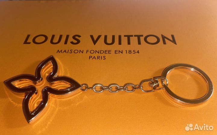 Брелок Louis vuitton
