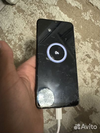 Samsung Galaxy A20, 3/32 ГБ