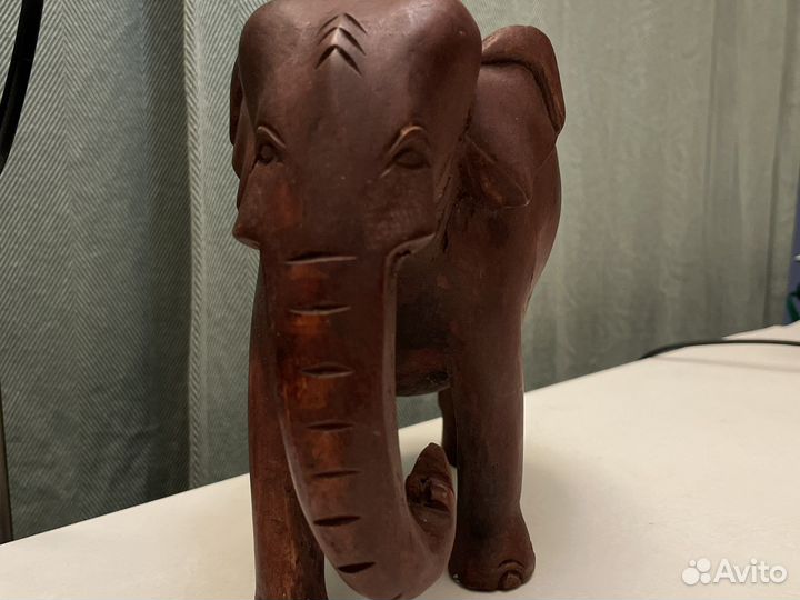 Слон деревянный, ручная работа