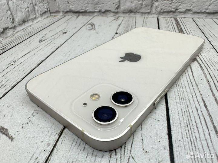 iPhone 12, 64 ГБ