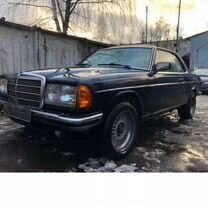 Mercedes-Benz W123 2.3 AT, 1984, 300 000 км, с пробегом, цена 1 000 000 руб.