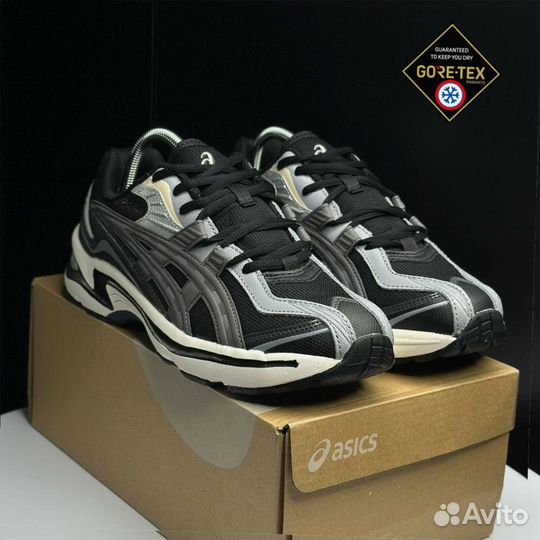 Кроссовки зимние Asics Gel-Preleus black and white