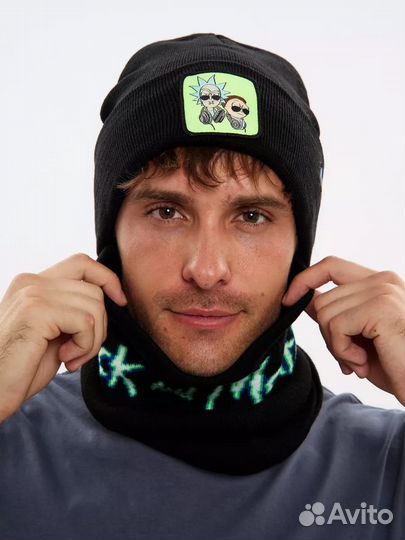 Комплект шапка со снудом зимняя Рик и Морти