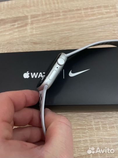 Apple Watch Nike SE 44mm