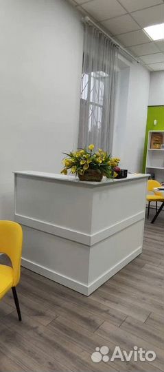 Ресепшн для офиса, магазина, салона (серия Эконом угловой)