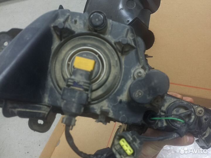 Противотуманная фара kia cerato LED 92201-1M500