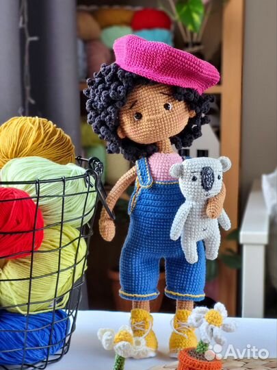 Вязаная куколка Моника ручная работа
