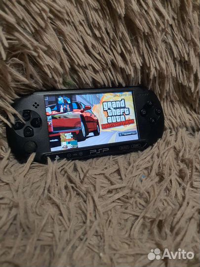 PSP 95игр+100игр Sega+100игр Dendy