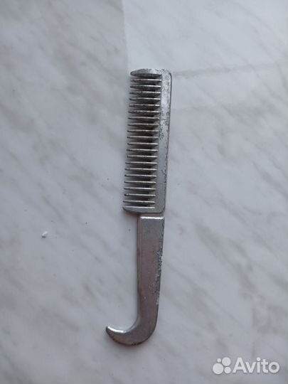 Гребень для лошади