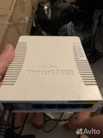 Wifi роутер MikroTik RB951Ui-2HnD