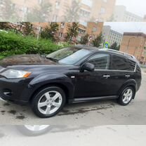 Mitsubishi Outlander 2.4 CVT, 2008, 276 000 км, с пробегом, цена 1 060 000 руб.