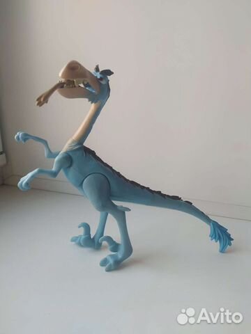 Динозавр из мультика