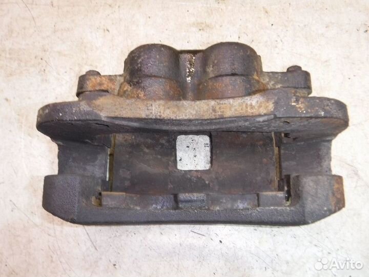 Суппорт передний правый Great Wall Wingle 5