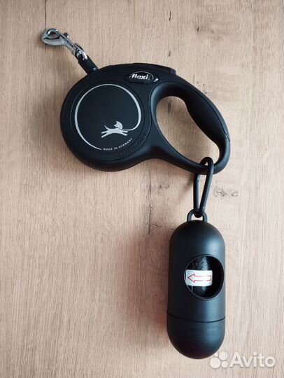 Поводок - рулетка Flexi + бокс для пакетов