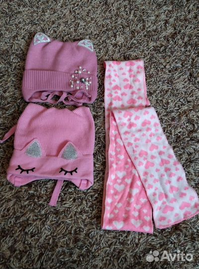 Шапки комплекты 3-4 года